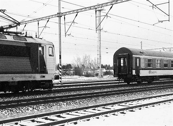 U eského Brodu se roztrhl vlak (21.1.2016).
