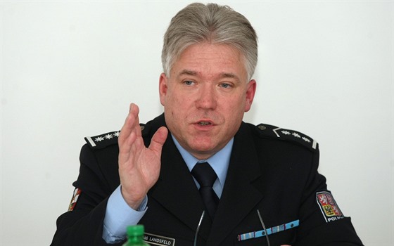 Policii Olomouckého kraje vede od prosince 2015 nový editel Tomá Landsfeld.