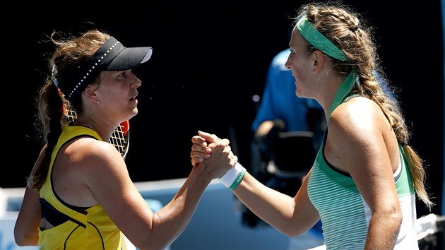 GRATULUJU! eskou tenistku Barboru Strcovou vyadila v osmifinle Australian Open blorusk hrka Viktoria Azarenkov.