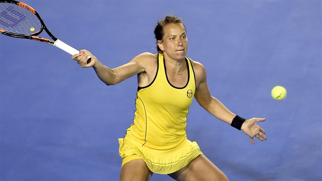 esk tenistka Barbora Strcov v duelu 3. kola Australian Open se panlkou Muguruzaovou.