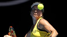 eská tenistka Barbora Strýcová bojuje v osmifinále Australian Open.