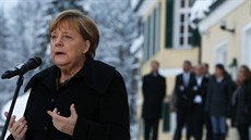 Kancléka Angela Merkelová hovoí k médiím na setkání CSU v Bavorsku (20. ledna...