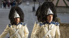 Schwarzenberská granátnická garda a její hejtman Martin Neudörfl (vpravo) v... Schwarzenberská granátnická garda a její hejtman Martin Neudörfl (vpravo) v...