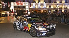 Sebastien Ogier na startu Rallye Monte Carlo Sebastien Ogier na startu Rallye Monte Carlo