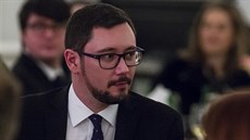 Mluvčí prezidenta Jiří Ovčáček na plese na Pražském hradě, který pořádal... Mluvčí prezidenta Jiří Ovčáček na plese na Pražském hradě, který pořádal...