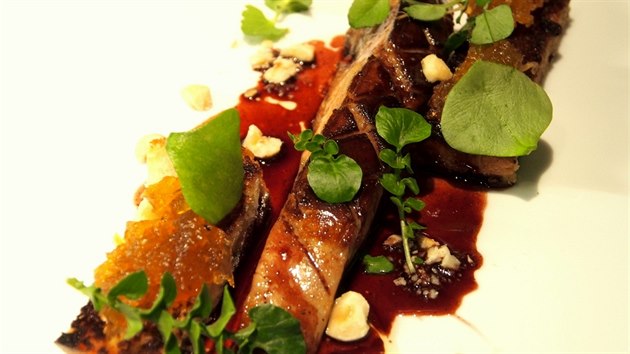 Jdla podvan v michelinsk restauraci Maison Clovis v Lyonu ve Francii - Foie gras