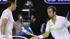 Radek tpánek (vpravo) a Daniel Nestor ve finále Australian Open.