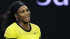 Serena Williamsová se diví bhem finále Australian Open.