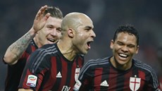 Juraj Kucka, Alex Dias da Costa a Carlos Bacca (zleva) se radují z gólu AC... Juraj Kucka, Alex Dias da Costa a Carlos Bacca (zleva) se radují z gólu AC...