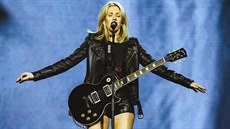 Britská zpěvačka Ellie Gouldingová na svém Delirium World Tour Britská zpěvačka Ellie Gouldingová na svém Delirium World Tour