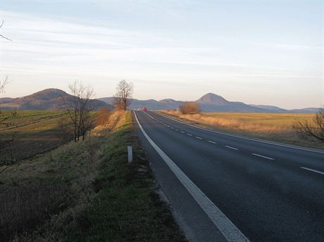 Výstavbu obchvatu Znojma zastavil verdikt soudu, podle kterého ho není moné...