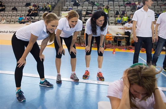 POD DOHLEDEM HVZD. Odznak Vestrannosti Olympijských Vítz navtívily i...