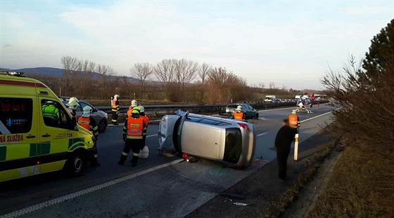 Nehoda dvou automobil zastavila provoz na 218. kilometru D1 ve smru na...