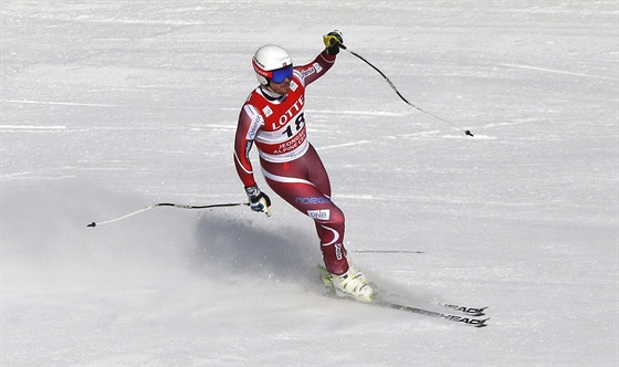 Kjetil Jansrud se raduje v cíli sjezdu v korejském ongsonu.