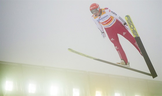 Eric Frenzel v závodu v severské kombinaci v Oslu.