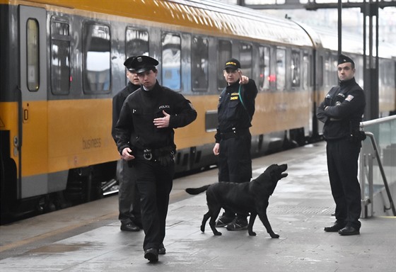 Anonym nahlásil 1. února bombu ve vlacích RegioJetu a Leo Expressu.