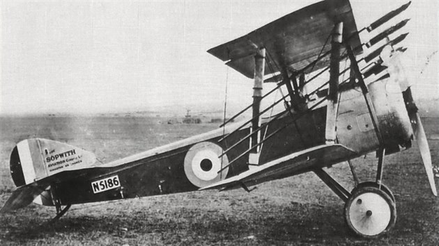 Sopwith Pup s raketami Le Prieur pouvanmi proti balonm a vzducholodm. Operan pouit sthaek Sopwith Pup s touto vzbroj nen doloeno.