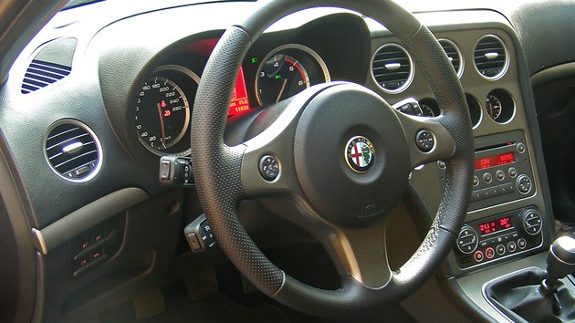 Alfa Romeo 159