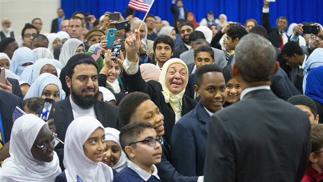 Americk prezident Barack Obama se setkal s leny americk muslimsk komunity v Baltimoru (3. nora 2016).