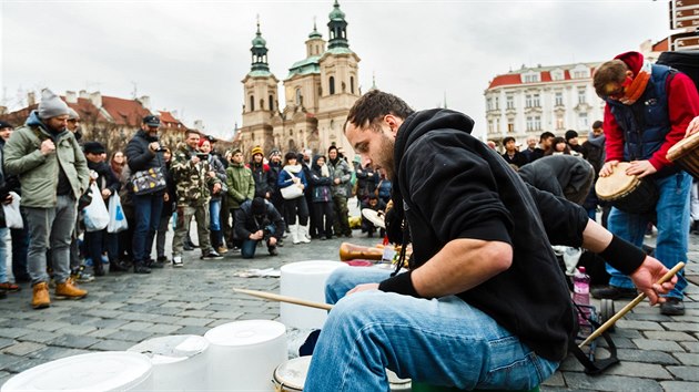 Karnevalov prvod Busker, tedy poulinch hudebnk, Prahou. (5. 2. 2016)