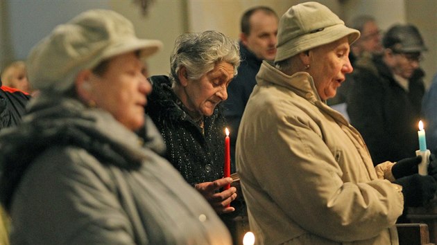 Lid pili na me se svkami. Slavil se svtek Uveden pn do chrmu lidov nazvan Hromnice.