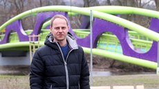 Architekt a projektant Ota Řezanka, autor projektu zvedací lávky, která... Architekt a projektant Ota Řezanka, autor projektu zvedací lávky, která...