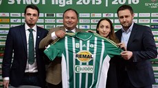 Vedení fotbalového klubu Bohemians Praha 1905, ředitel Darek Jakubovicz (vlevo)... Vedení fotbalového klubu Bohemians Praha 1905, ředitel Darek Jakubovicz (vlevo)...
