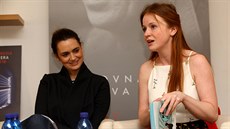 Moderátorka Daniela Písařovicová a herečka Marie Doležalová při tiskové... Moderátorka Daniela Písařovicová a herečka Marie Doležalová při tiskové...