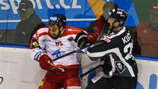 Olomoucký Roman Rác (vlevo) v utkání proti Mladé Boleslavi. Olomoucký Roman Rác (vlevo) v utkání proti Mladé Boleslavi.