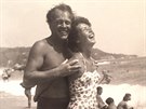 Zdenka Procházková a její první manel Karel Höger na dovolené v Bulharsku...