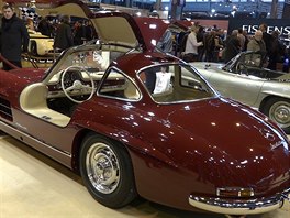 Mercedes 300 SL Gullwing na vstav Retromobile