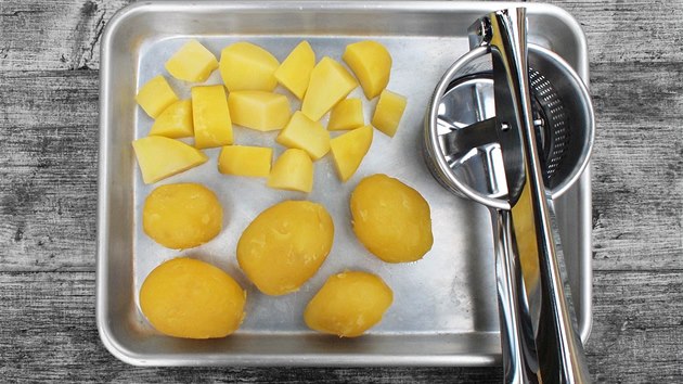 Lis na brambory je k bramborm nejetrnj. Nejlep volba pro kai i bramborov tsto.