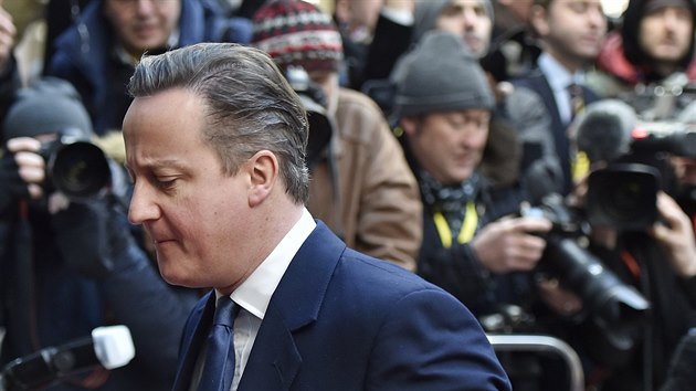 David Cameron pi píjezdu na pátení ást jednání bruselského summitu (19....