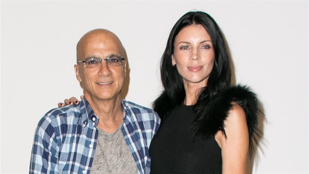 Jimmy Iovine a Liberty Rossov (Los Angeles, 14. jna 2015)