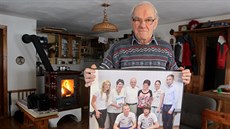 Josef Trojan, horal z Jilemnice, dal knize o biatlonu šest let života. Josef Trojan, horal z Jilemnice, dal knize o biatlonu šest let života.