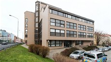 O budovu, ve které například sídlí policejní odbor kontroly zbraní, se stát... O budovu, ve které například sídlí policejní odbor kontroly zbraní, se stát...