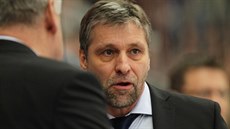 Josef Jandač na střídačce hokejové reprezentace. Josef Jandač na střídačce hokejové reprezentace.