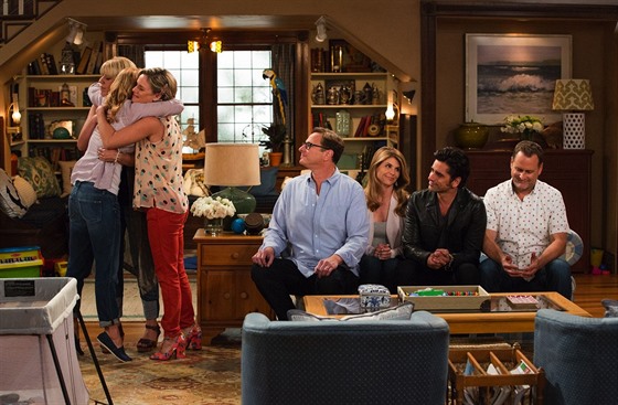 Ze seriálu Fuller House