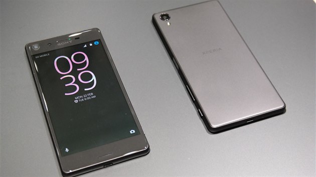 Sony Xperia X na veletrhu MWC 2016 Sony Xperia X na veletrhu MWC 2016