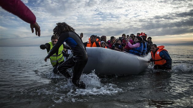 Pistn uprchlickho lunu na eckm ostrov Lesbos (23. nora 2016)