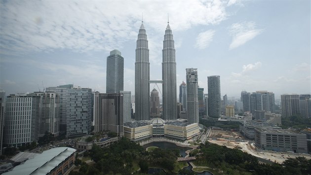 Petronas Twin Towers v hlavnm mst Malajsie Kuala Lumpur