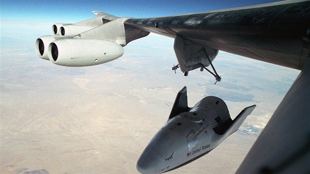 Americk zchrann raketopln X-38, zvaovan pro stanici ISS, oznaili v roce 1999 Rusov za reinkarnaci jejich miniraketoplnu BOR 4. Jde vak pouze o zdnlivou podobu, protoe aerodynamick zkony neumouj volit pli odlin tvary, a navc X-38 navazoval na dvj projekt US Air Force s oznaenm X-24A, kter byl vyvjen od roku 1963.