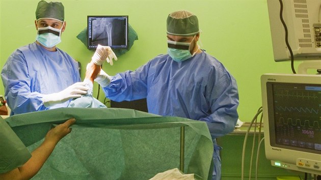 Zrekonstruovan chirurgick oddlen Fakultn nemocnice v Plzni na Borech. (22. nora 2016)