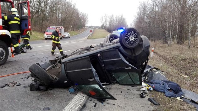 Na silnici I/55 na Hodonnsku se srazilo osobn auto s kamionem.