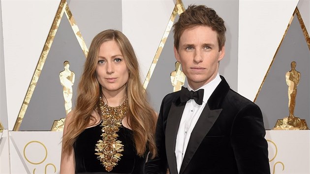 Hannah Bagshawe a Eddie Redmayne (Los Angeles, 28. nora 2016)