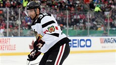 Hokejový obránce Michal Rozsíval z Chicaga byl přísně vyloučen do konce zápasu... Hokejový obránce Michal Rozsíval z Chicaga byl přísně vyloučen do konce zápasu...