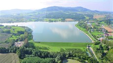 Přehrada Olešná u Frýdku-Místku v době, kdy měla ještě dostatek vody. Přehrada Olešná u Frýdku-Místku v době, kdy měla ještě dostatek vody.