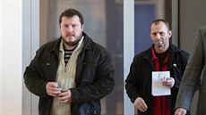 Obžalovaní podnikatelé Libor Novák (v bílém svetru) a Jaroslav Cejnek u... Obžalovaní podnikatelé Libor Novák (v bílém svetru) a Jaroslav Cejnek u...