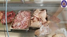 Nelegální prodej masa v libuské trnici (29.2.2016).