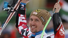 Marcel Hirscher se raduje ze druhého místa v obím slalomu SP v Hinterstoderu.